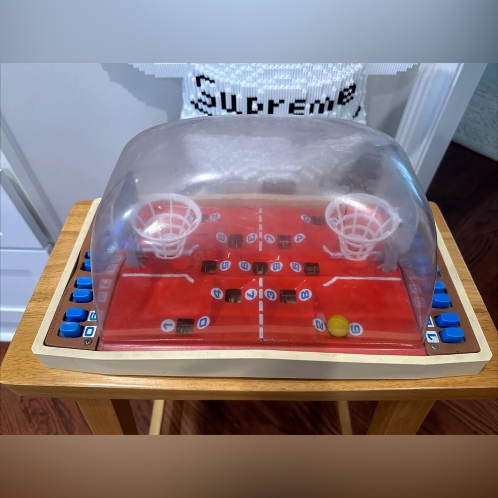 Red Basketball Arcade Game